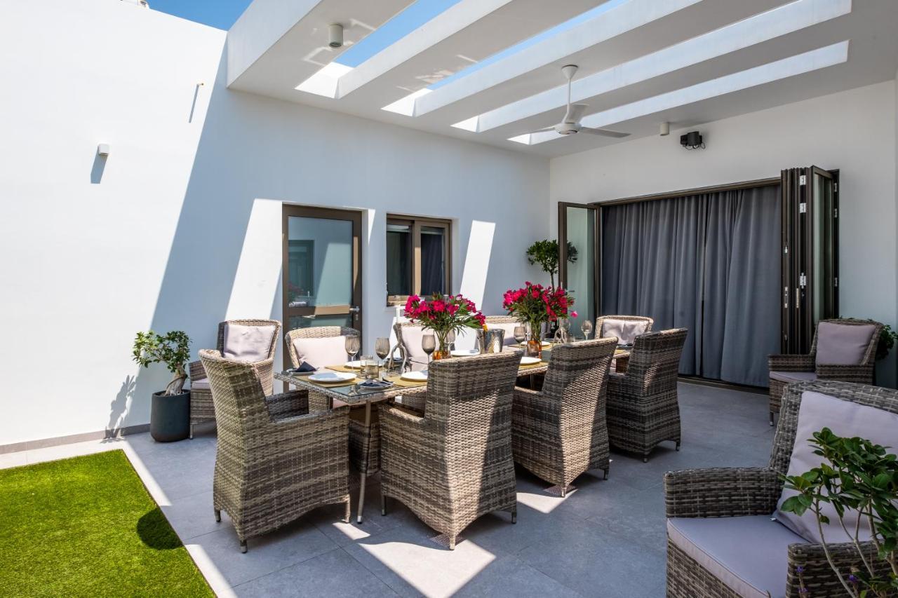 Rooms At Villa Amour Cyprus Voroklini Bagian luar foto